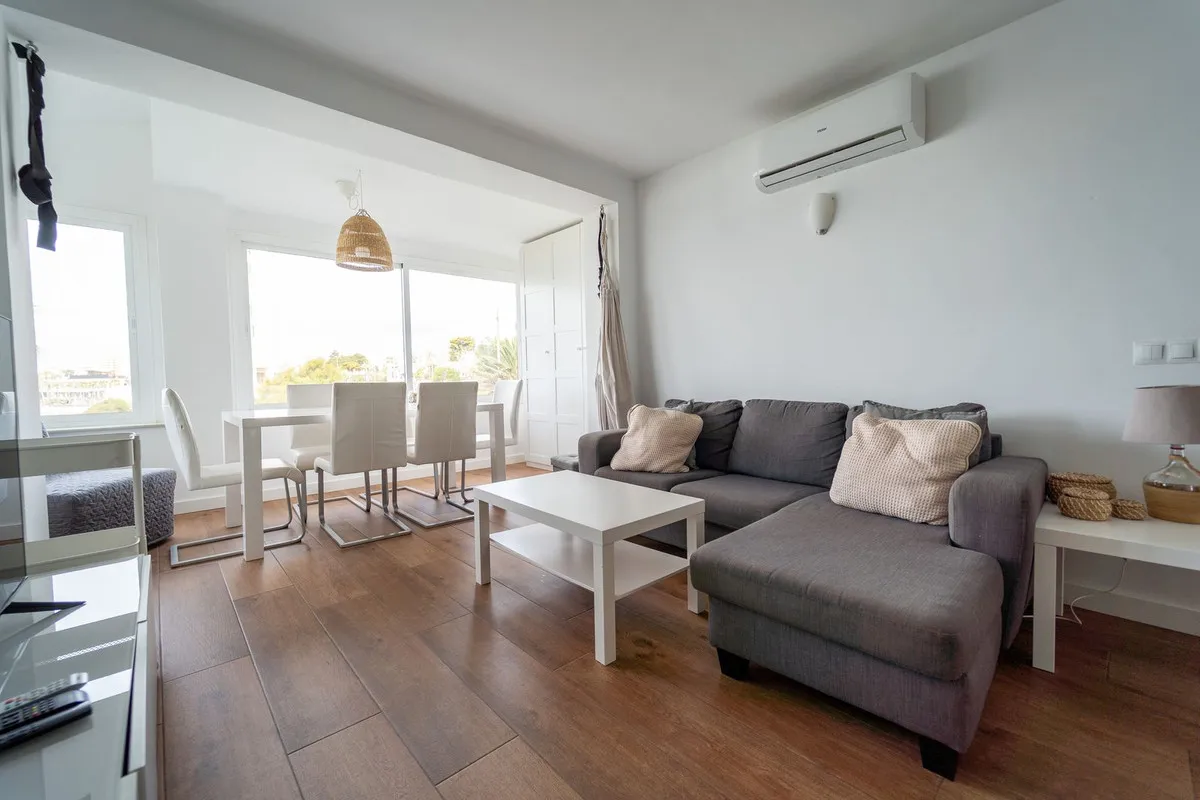 f170943c-d502-4d75-8627-2610c3fc2737