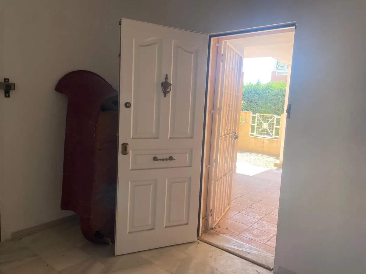 0070bf80-ada0-476a-a817-fbae25776a06