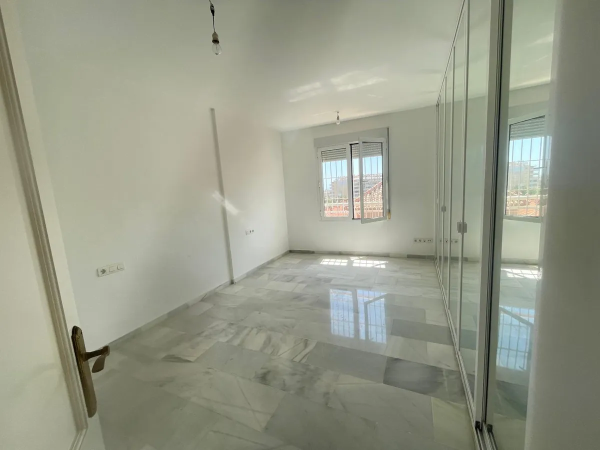 0a004ef5-ac18-4524-960f-197171622b1c