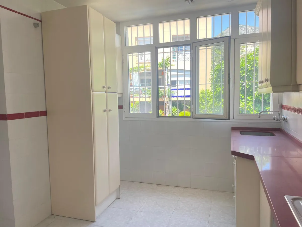 1f47cd77-8dd0-46a0-b43c-f67a213db8ea