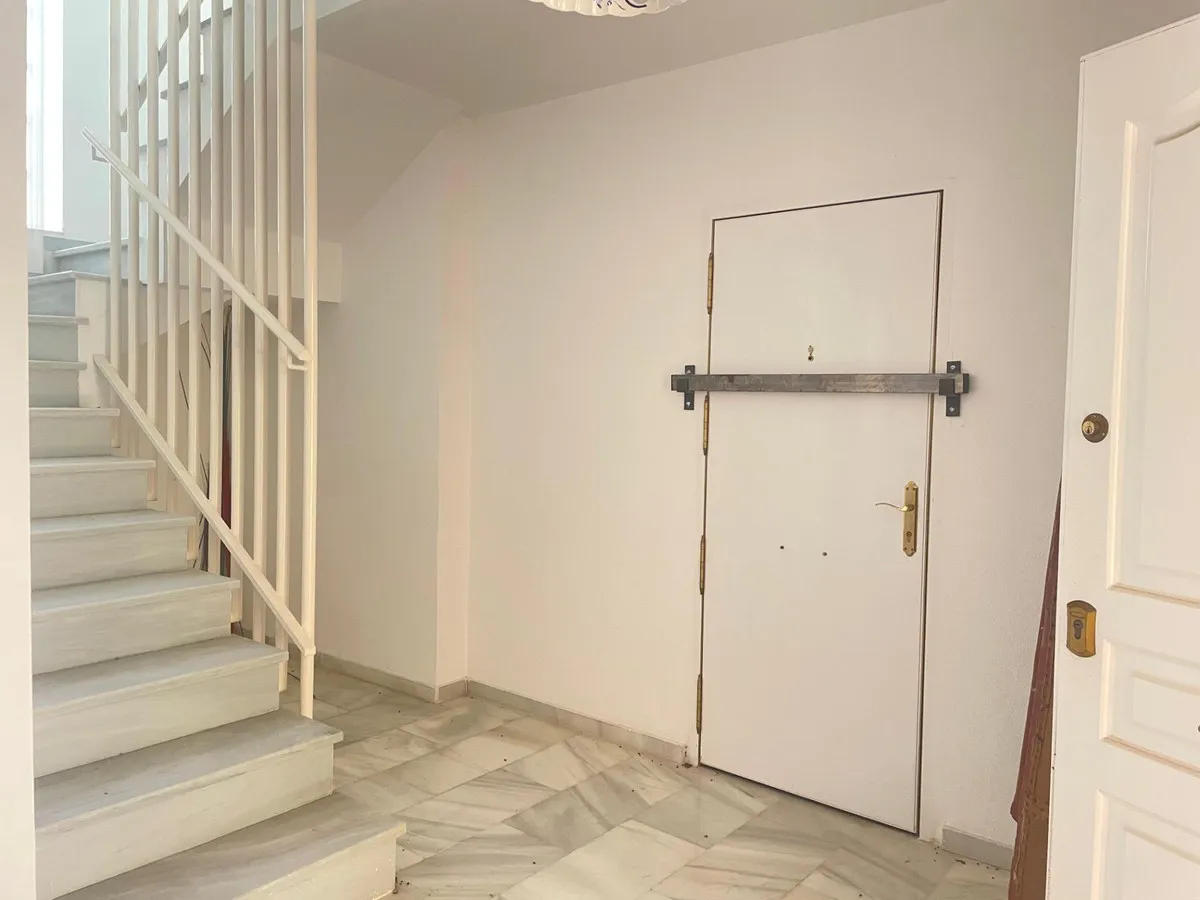 2b3483f1-f1e8-4510-857e-35c8a03cb839