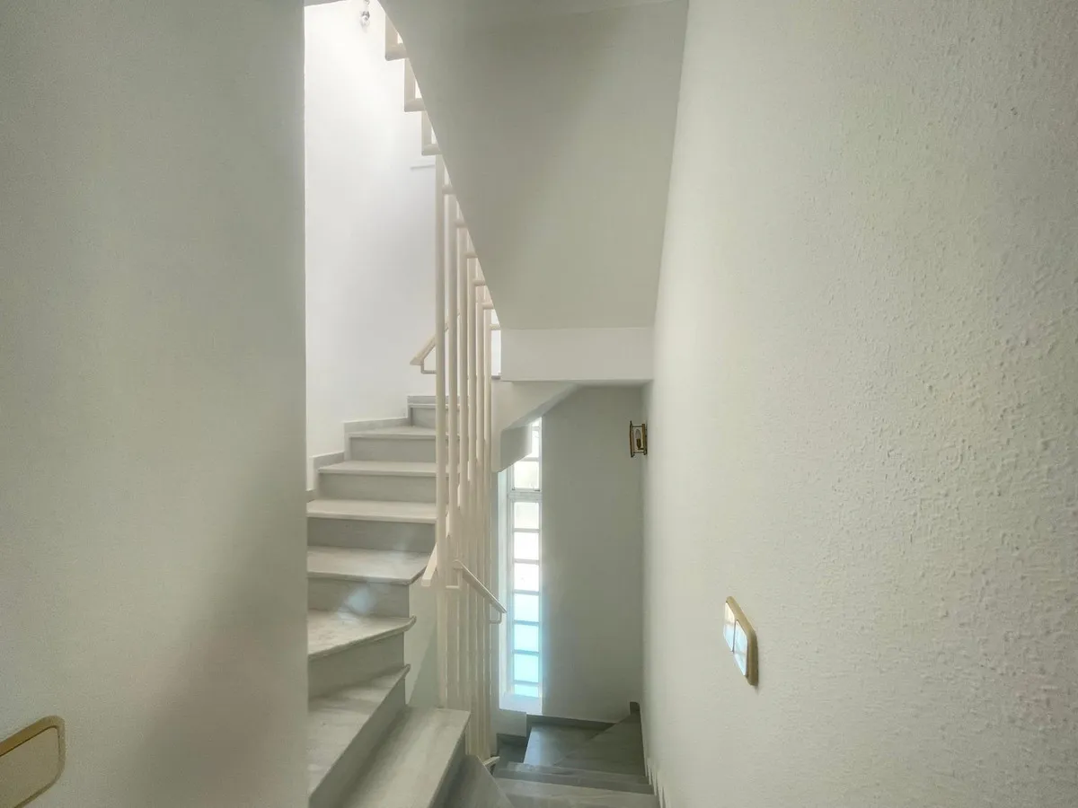 4eb300c8-00b3-4bc4-9fdb-ecc7821c85a1