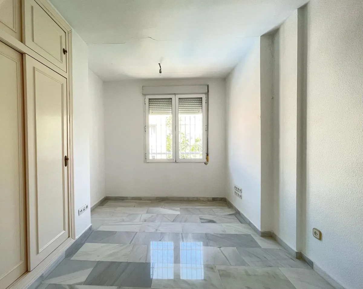 5ecb9736-0949-4488-ac63-ecd9b06c7b32