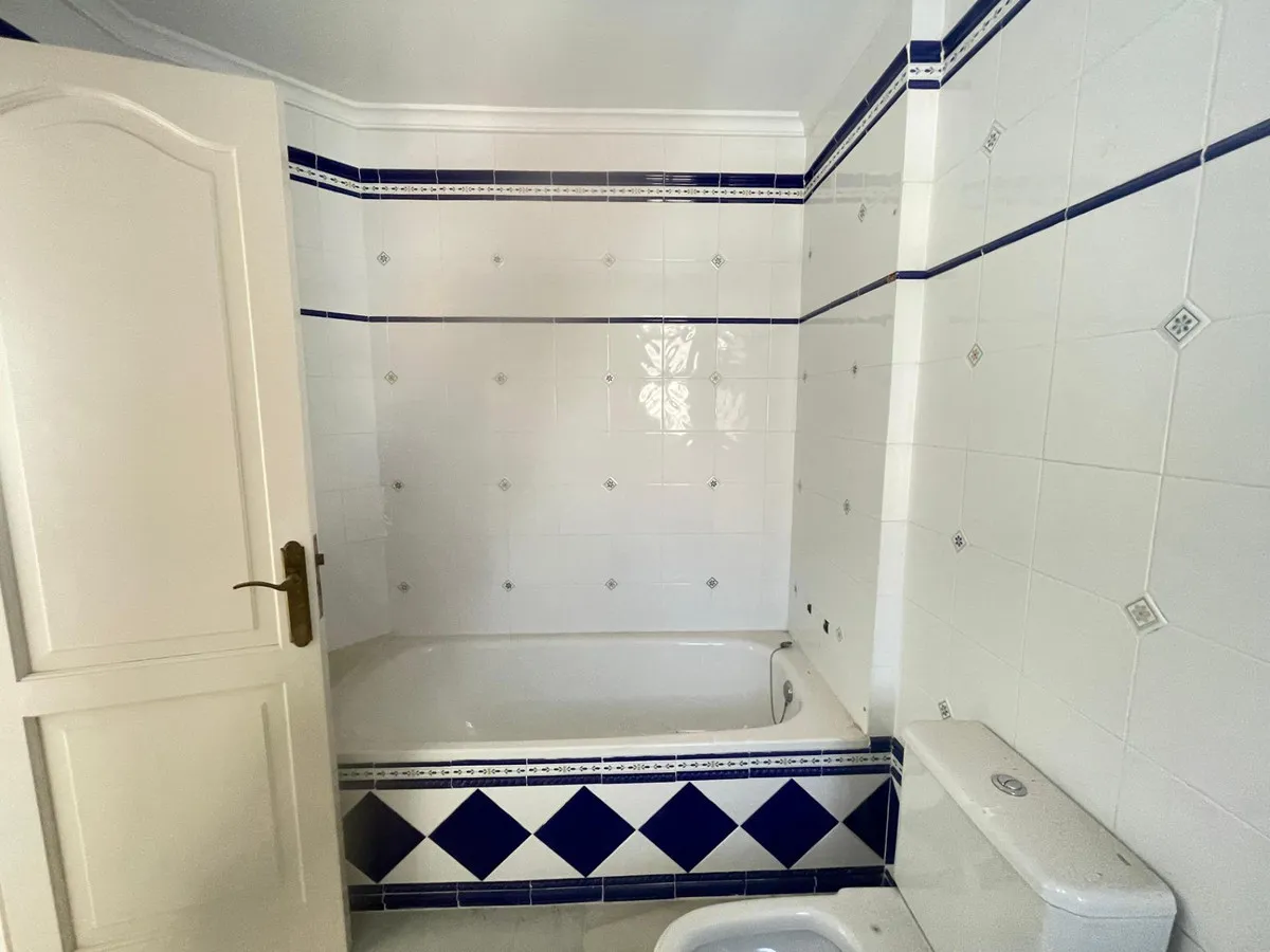 eefd1183-84c4-446a-bba9-0726fde40e33