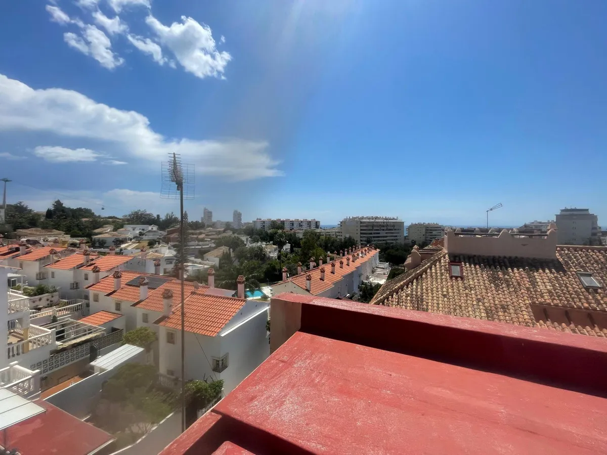 f6f1cf02-b25f-473d-acf6-7a84e8689dfc