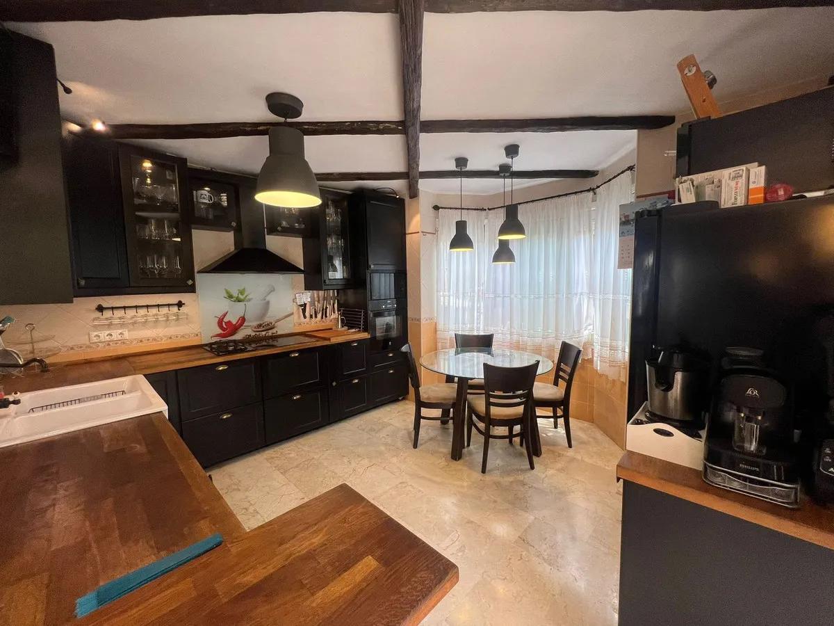 f3659f68-0237-4f0e-b2d5-9dbb3f62a07e