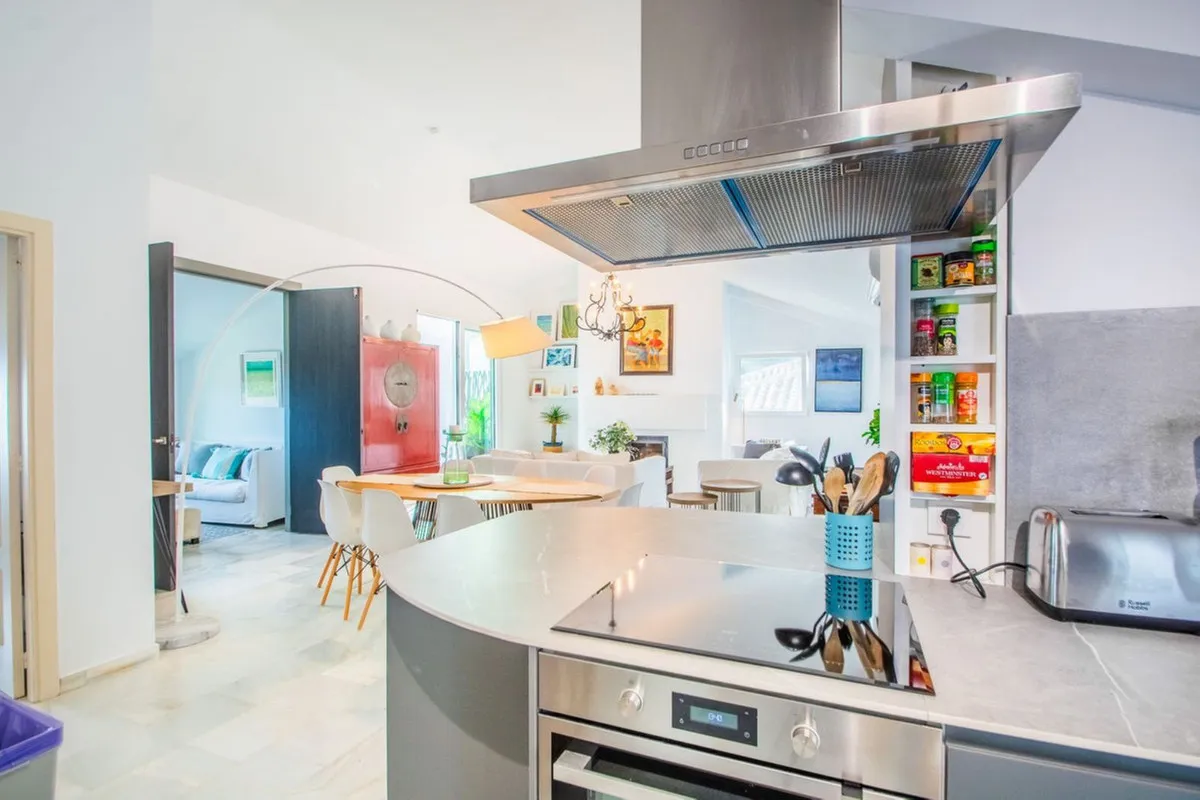 016f72ec-b081-48a4-b883-49ed45e5d5a0