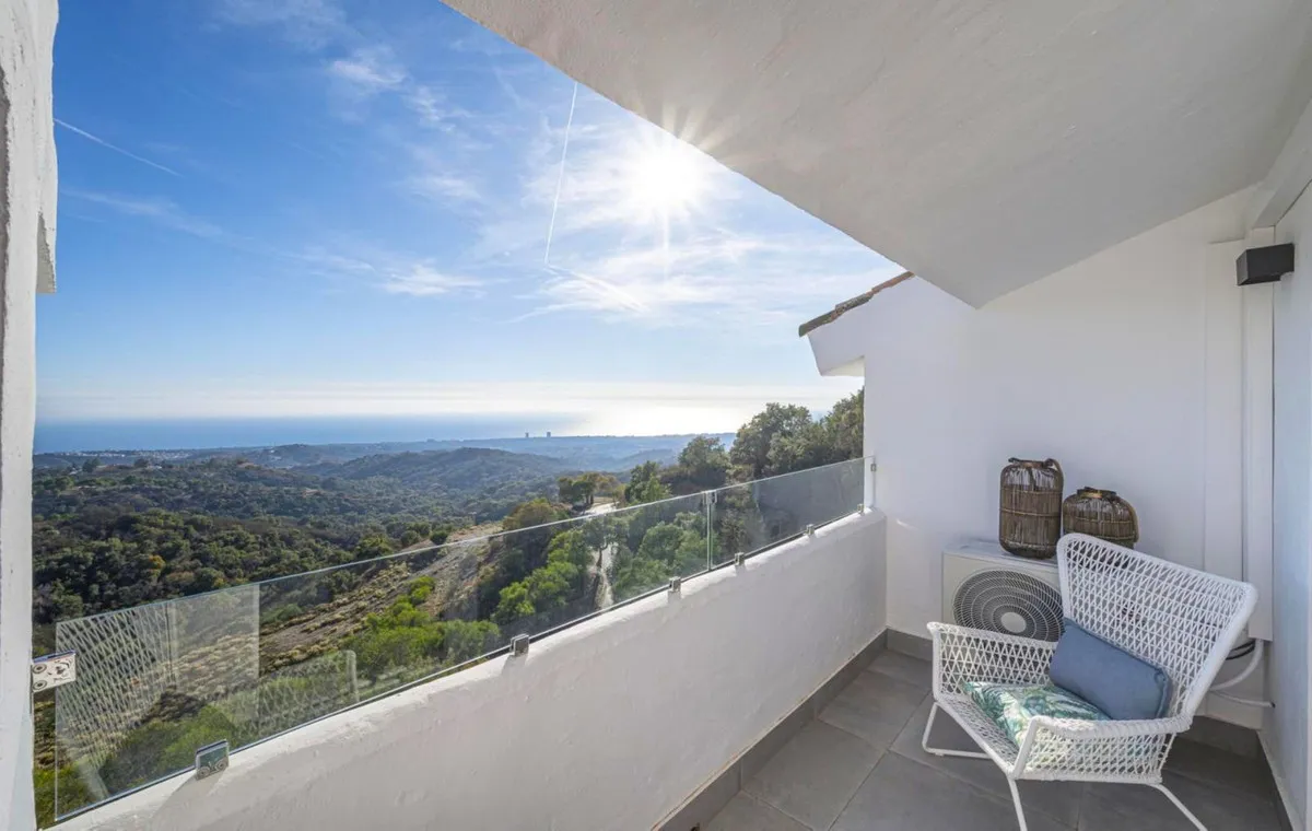 8eee068b-b763-4649-a7b4-5050397315b1