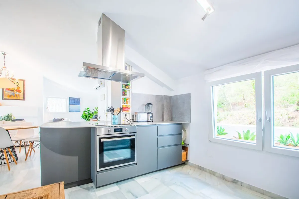 d13eb0e0-31f1-4e6b-8275-07e2972ecb3d