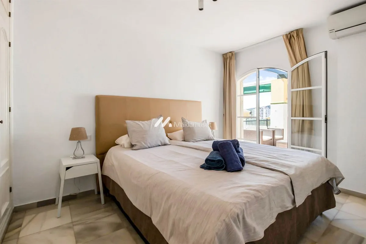 0f94e420-62c2-45c6-8969-f43341df5767