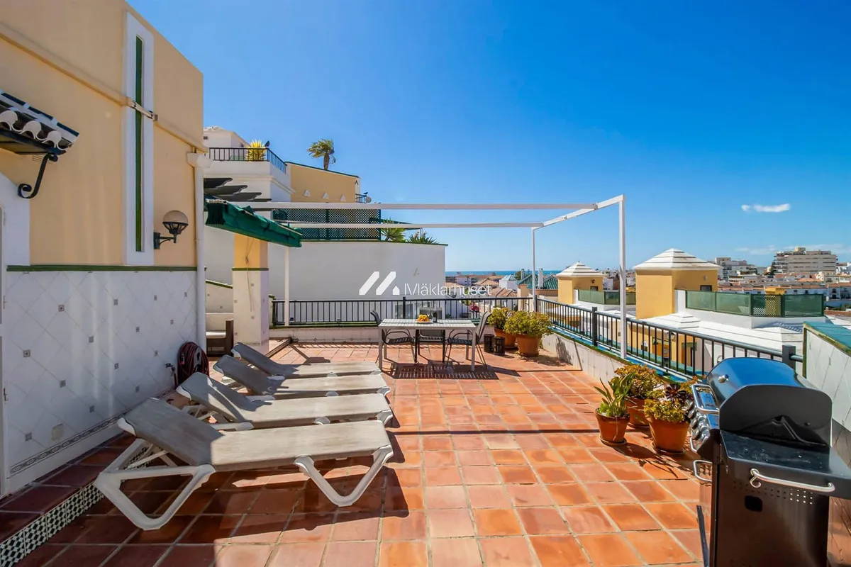 a51ca8bd-5277-4eac-9448-e412853f3a76