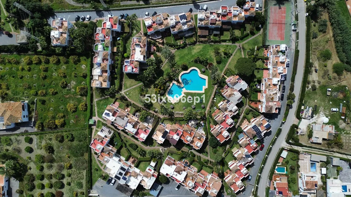 229259d8-4bee-43ab-ab83-f6fc239619fd