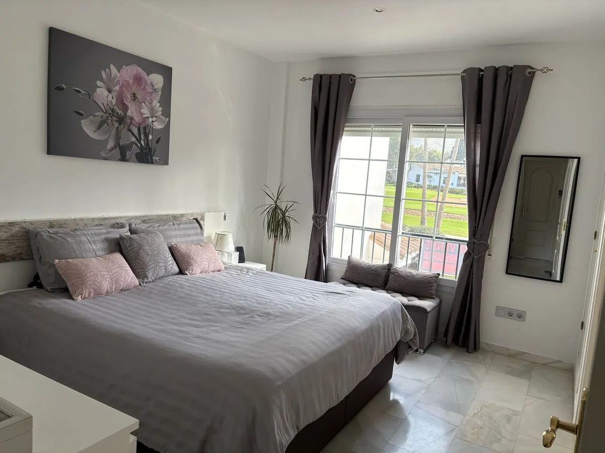 342b3fff-7a91-4ff4-85bb-bcf33402e503