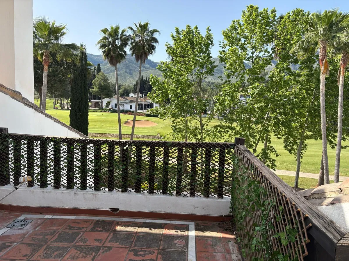 4a8c3f3f-3944-4802-a188-32232d6febff