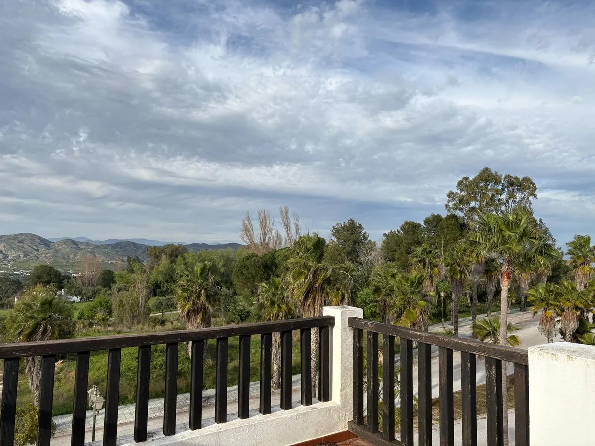 8475f4e2-3fd2-41f0-b504-2931d5d3ee8a