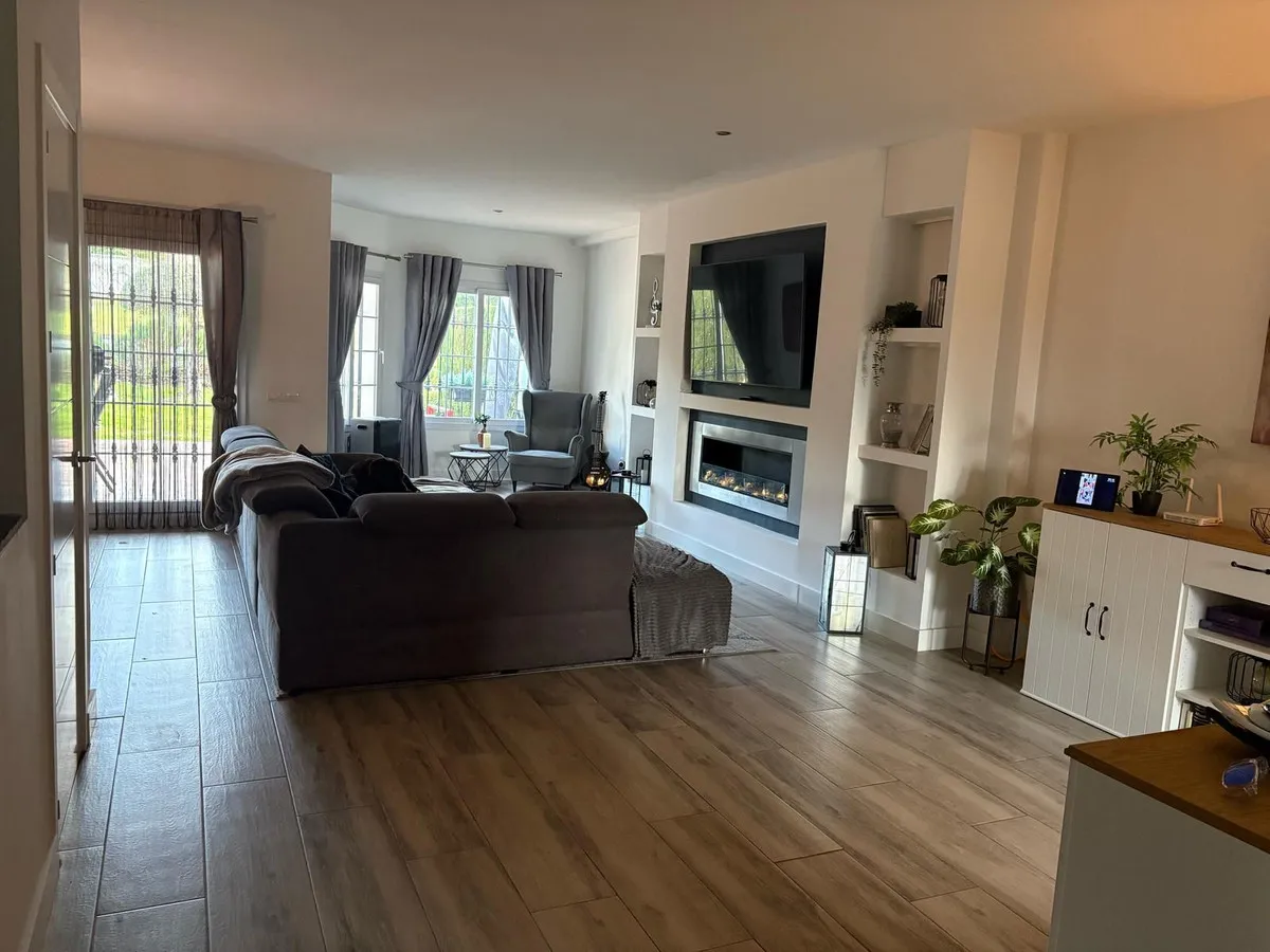 cbc20dad-8d0c-4f0b-b507-90bda3897d6d