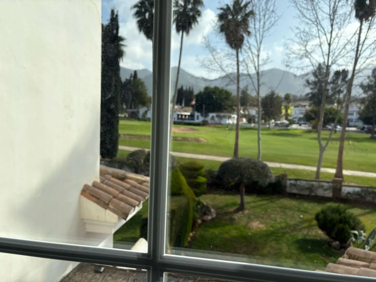 d05b072e-6a14-4670-a45e-413d46b56ff2