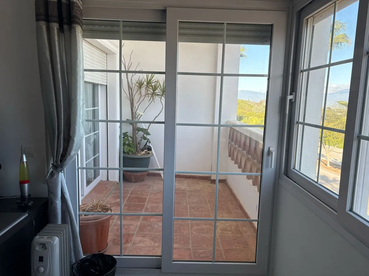 f05b5079-1535-4936-9561-410e9b19366f