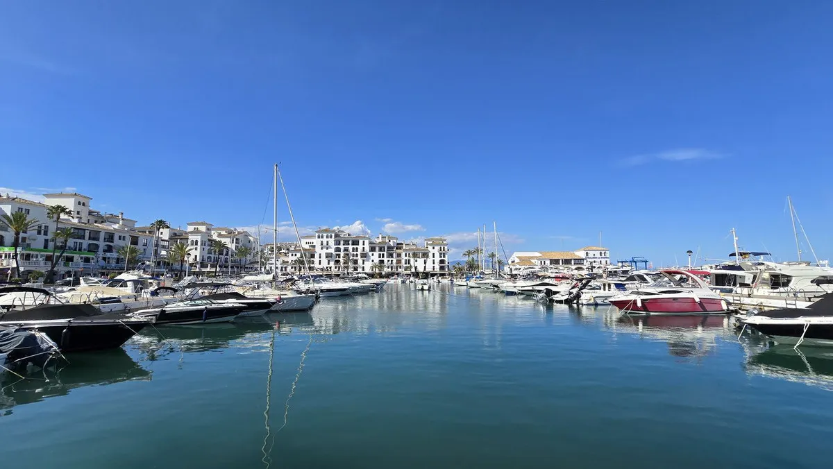 5ded209e-7a1c-41bc-b261-042284fe6725