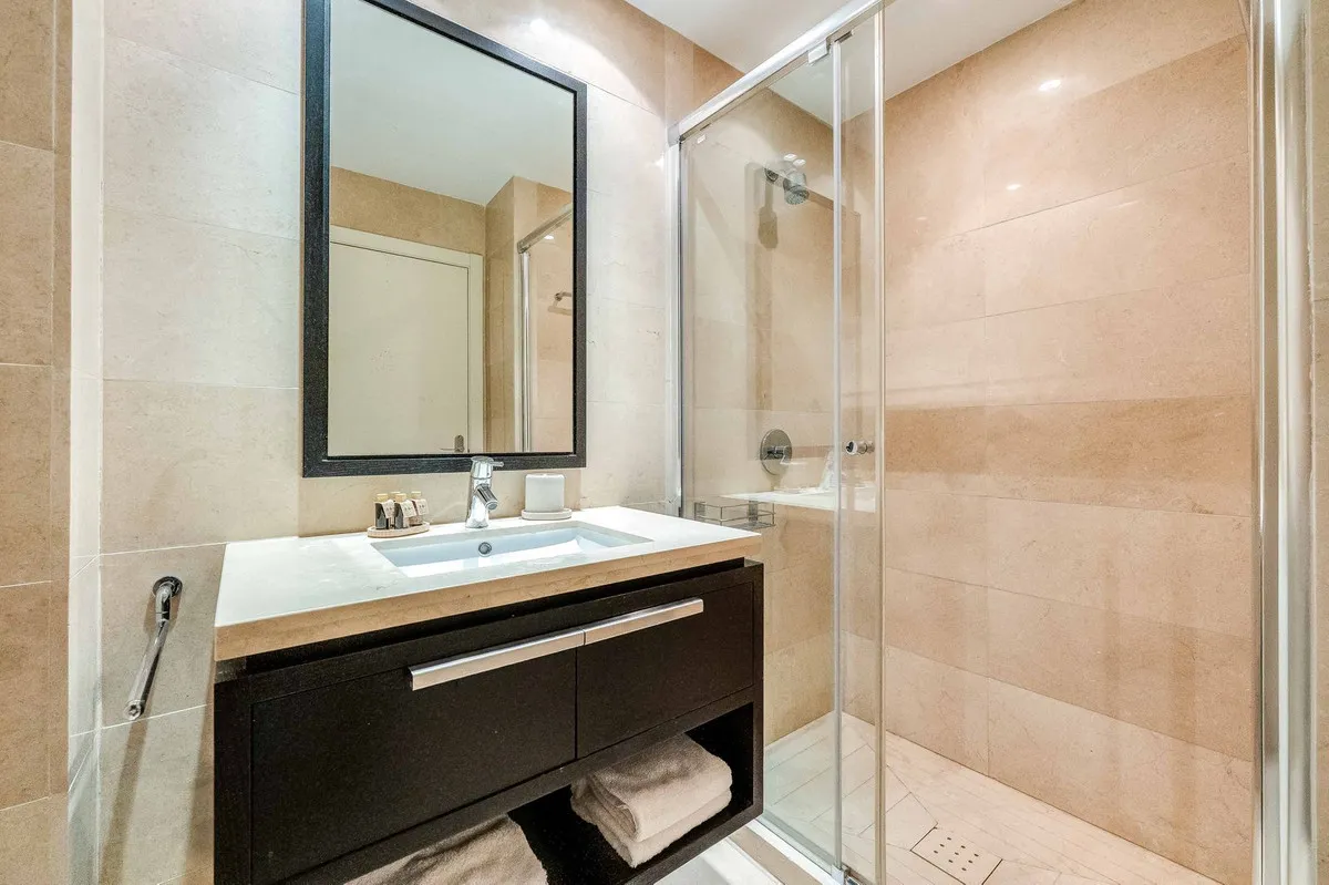 3b4c8652-43cf-4d70-bf5b-b2eaa256ce52