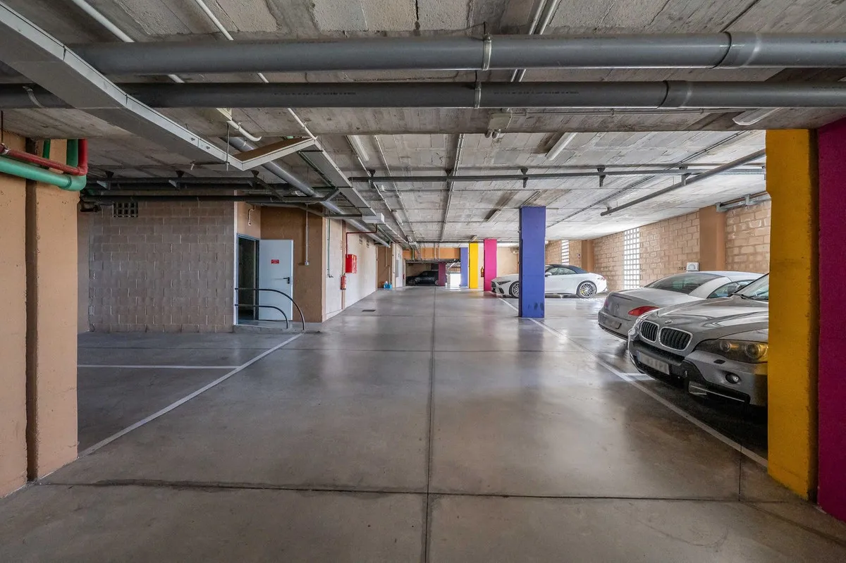 70c0b80a-b6ab-43f2-b41e-40a3d9b431cd