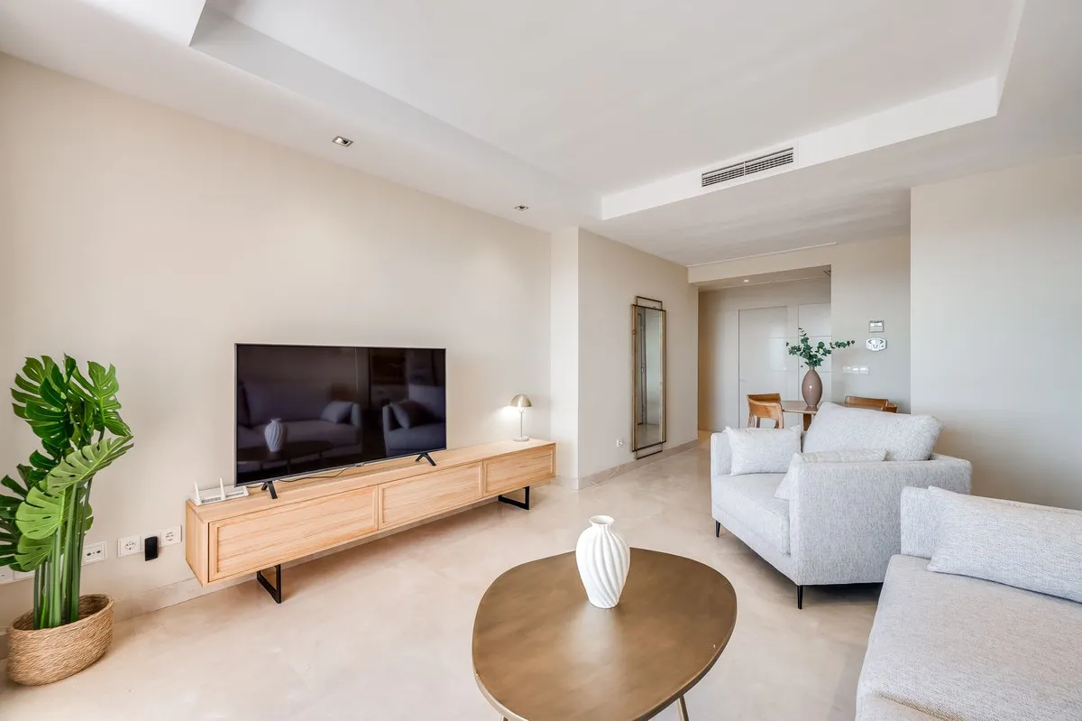 c6d7642c-b024-47ae-841c-bbcc5a81e9e0