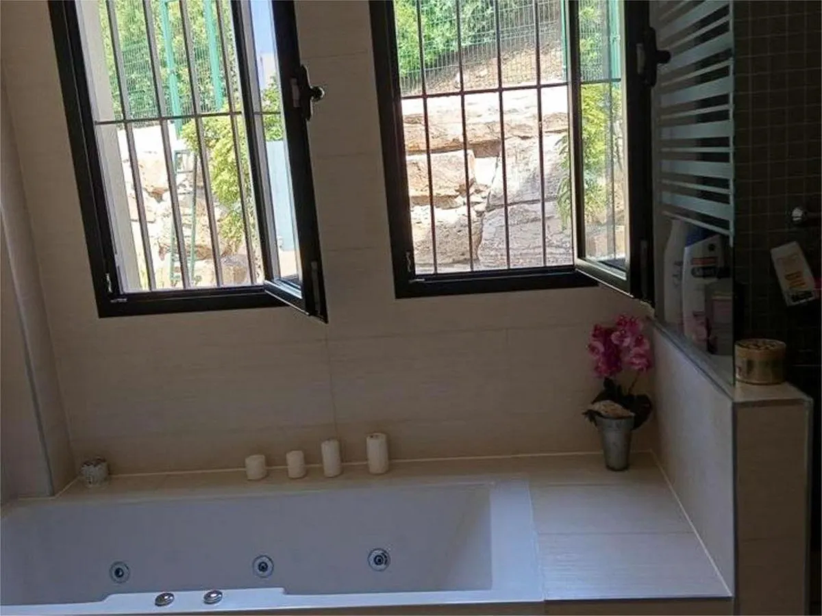 390f2481-c893-4a7b-97ec-978444ce913c