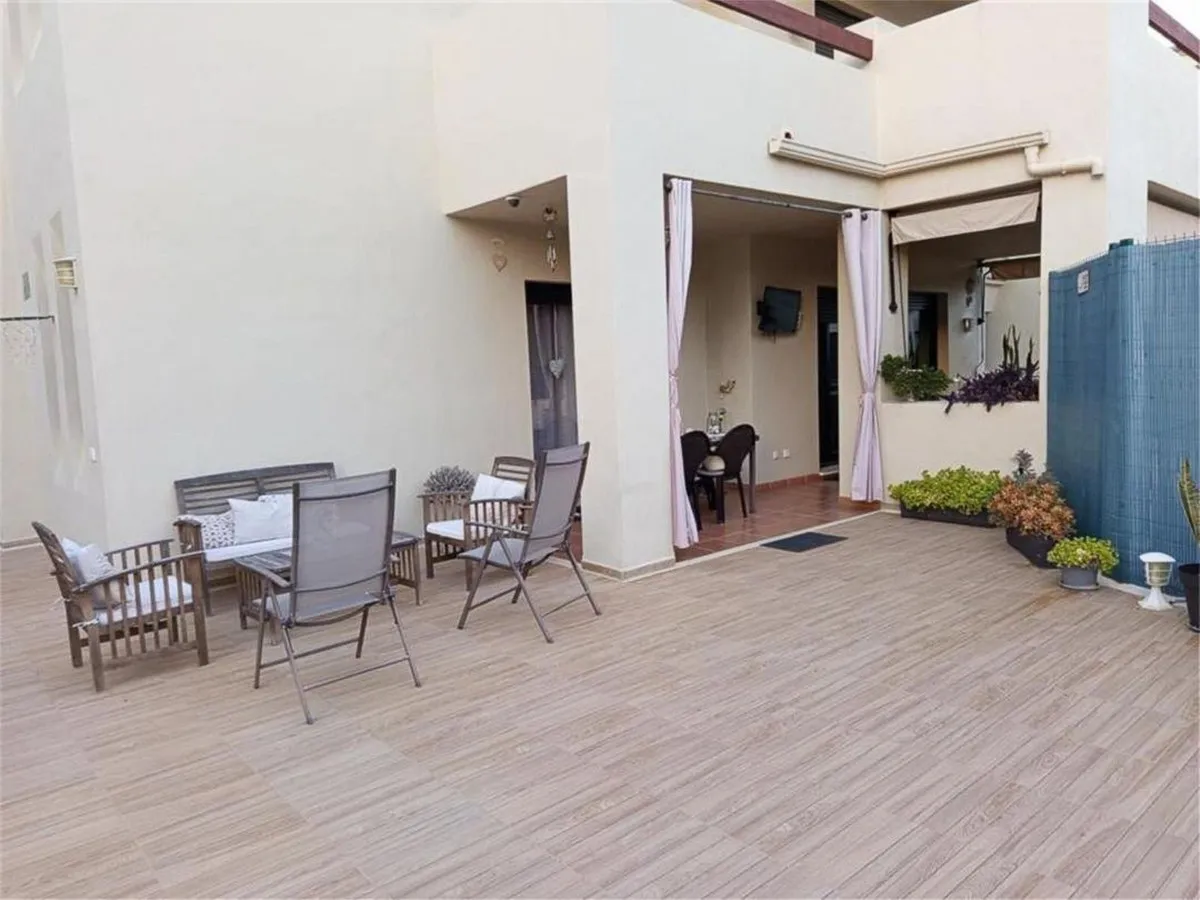 d5ff3c42-8303-4d7b-909c-7df86a1325c0