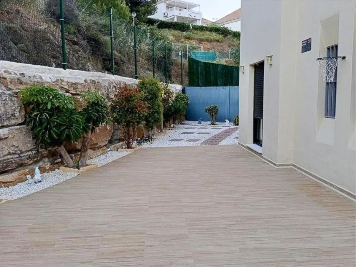 f40e9714-3b4e-498c-8efc-4f1458d675fa