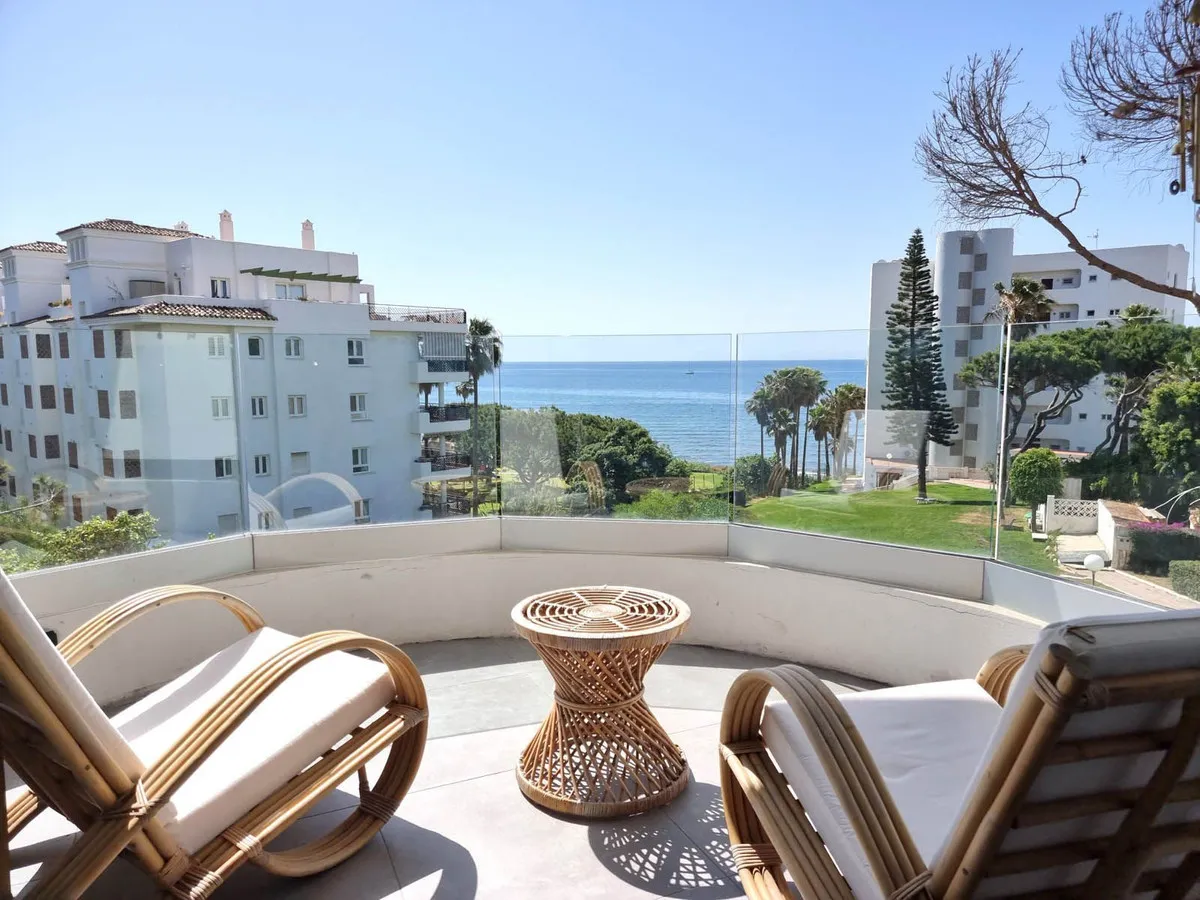 3ed74b14-52b8-4f66-9f79-3b2d5a207bb6