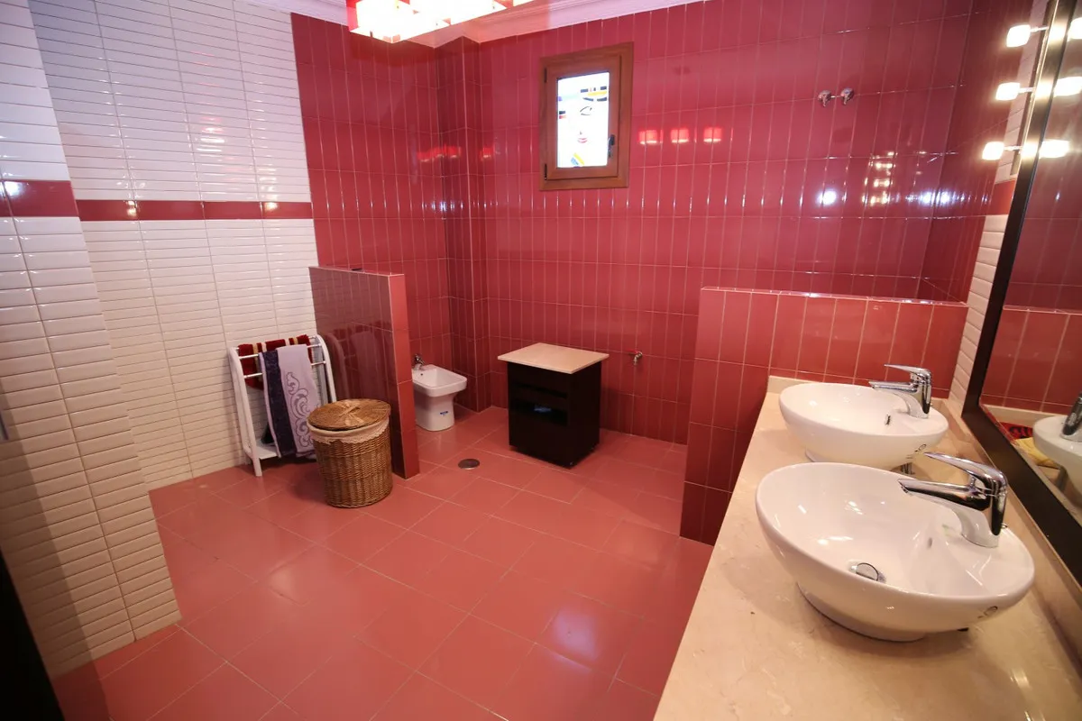 2cb34bb1-4611-4c5d-b5ca-ebefbc90f99c