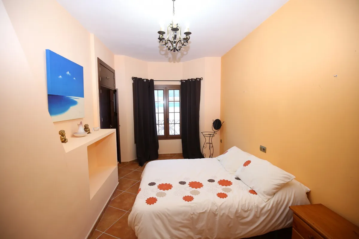 5a7769e0-be27-4518-8e94-1c9e585aa2ae