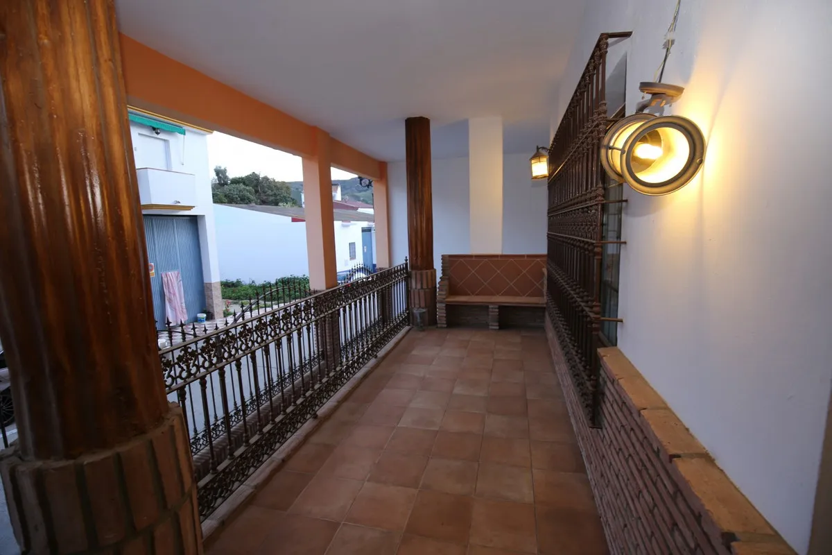 8f283f4d-ab45-41ad-881f-19e7724998f3