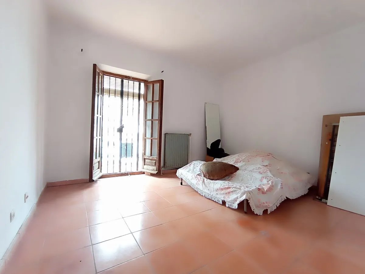 17876631-d95f-49b5-96c3-35c424277bfc