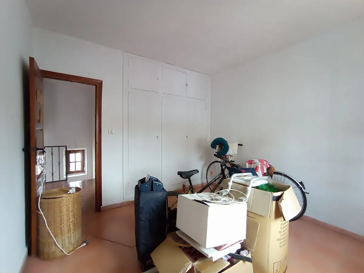 f7458365-7bd5-4324-9de8-411980fb0056