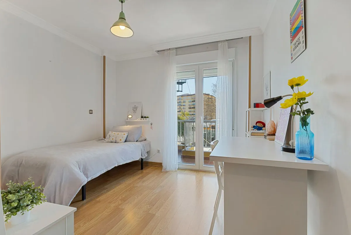 5612319e-1d8a-4c0c-ade2-ad318f63671f