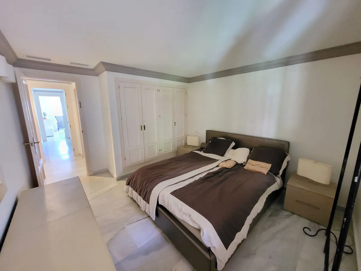 7023748d-ab34-46df-9813-f7dcb49f4c6a