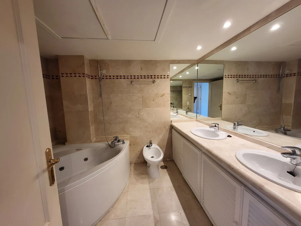 824718c6-5e53-47d7-92d8-10bd095bb2f2