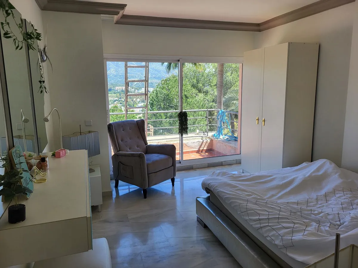 df12967e-6f61-4755-81bf-0090e780f0af