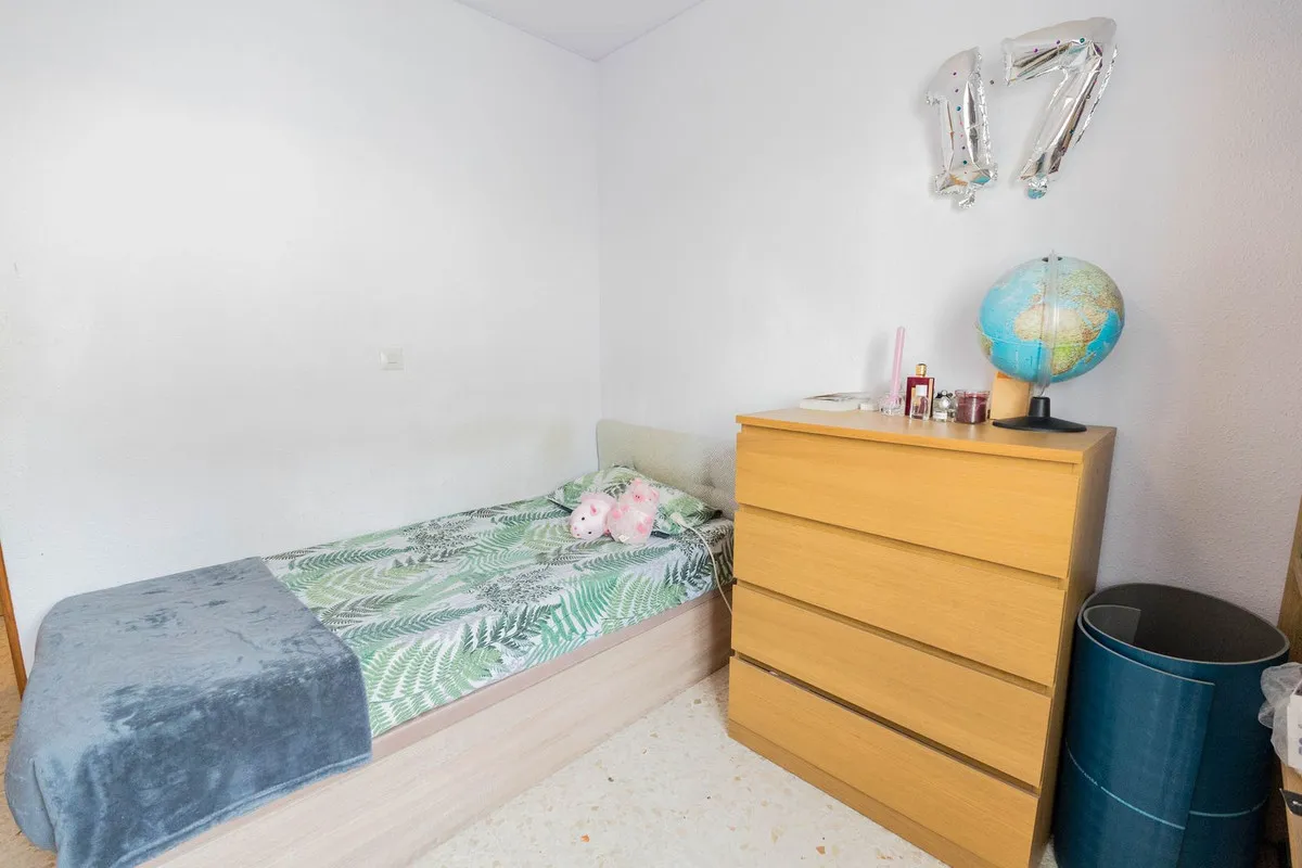 44f9fff5-cdc6-4fde-87a1-544f04b6f02a