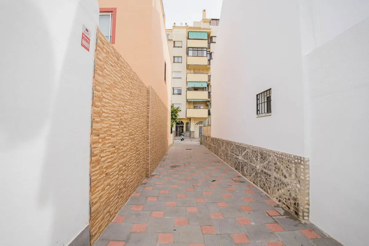 5aa17b99-404d-4399-ad4c-3ff5cc4075ac