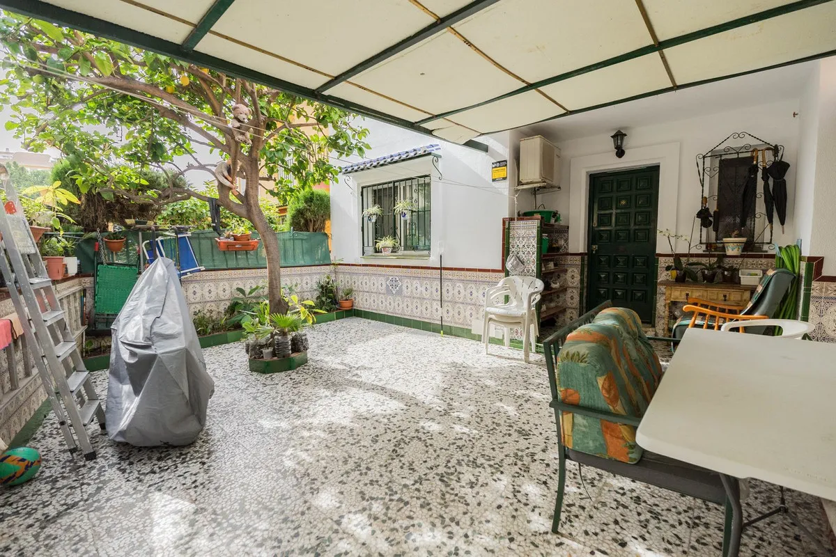 8e74f31b-d0aa-4a02-a6eb-453685571fe6