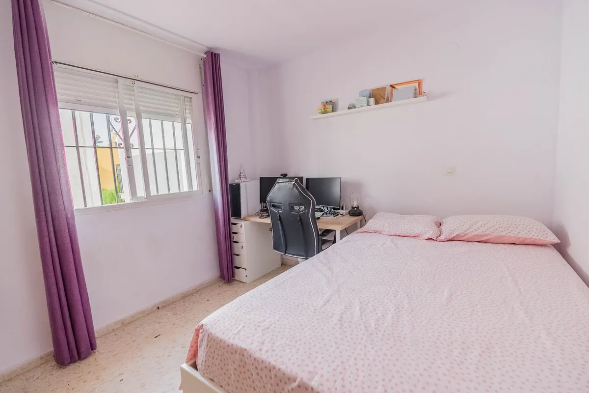 b3356a69-f6c2-475b-bf30-68f5bb151d8c