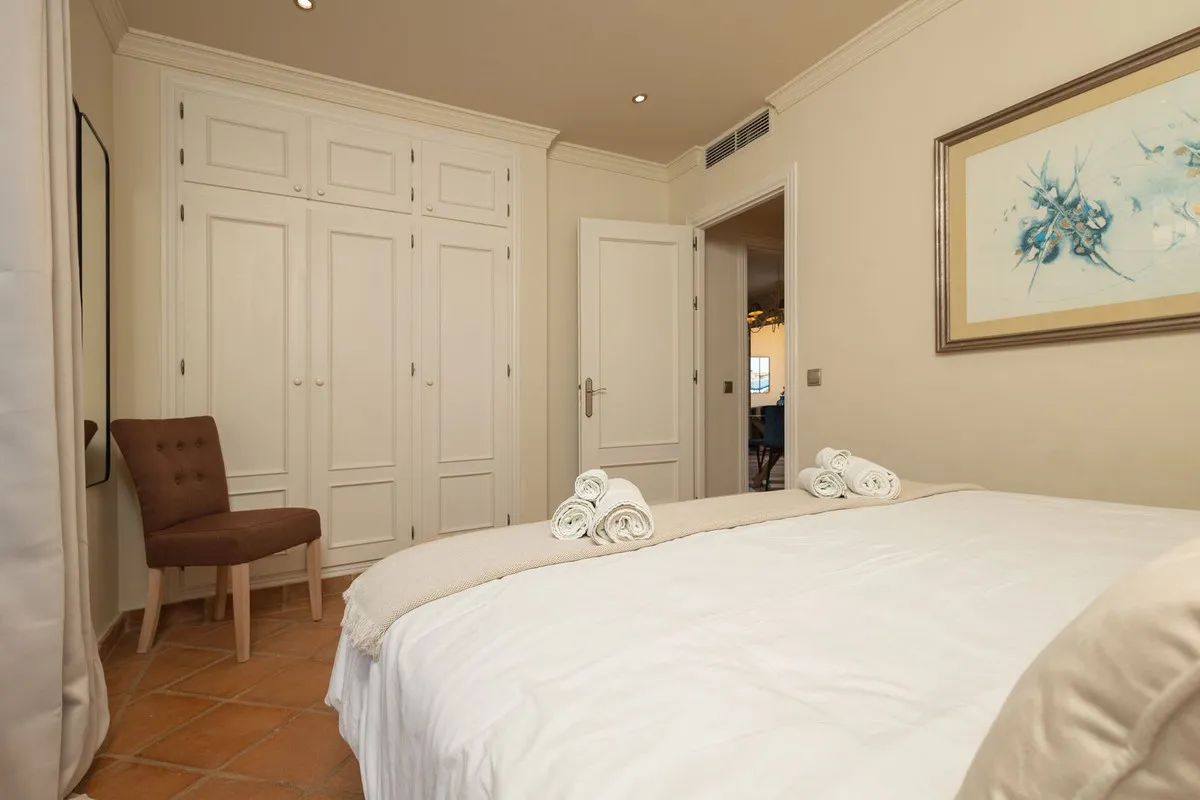 3ce5c824-3cfb-4899-a1c8-2ad193aa1d42