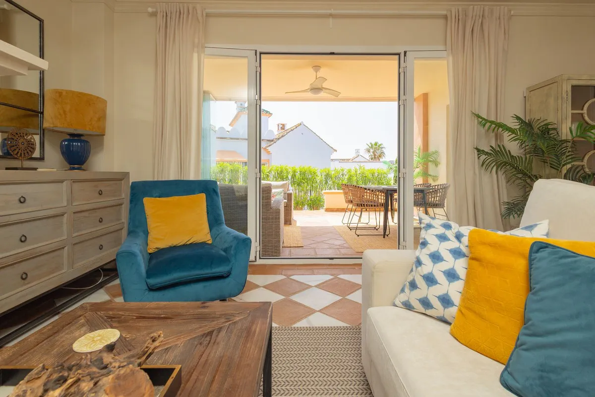 a05bb1af-609d-48f3-bf2c-0546a39ef1a9