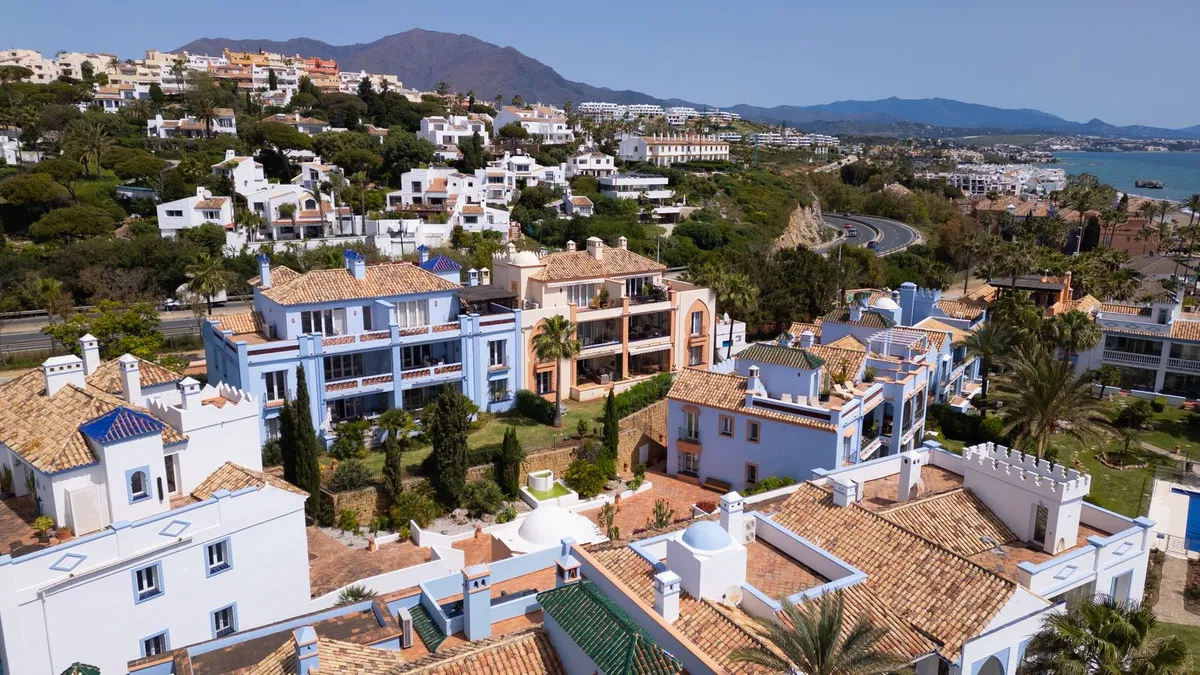 df5a461e-0958-4a4f-9f0a-b819d4e4fd48