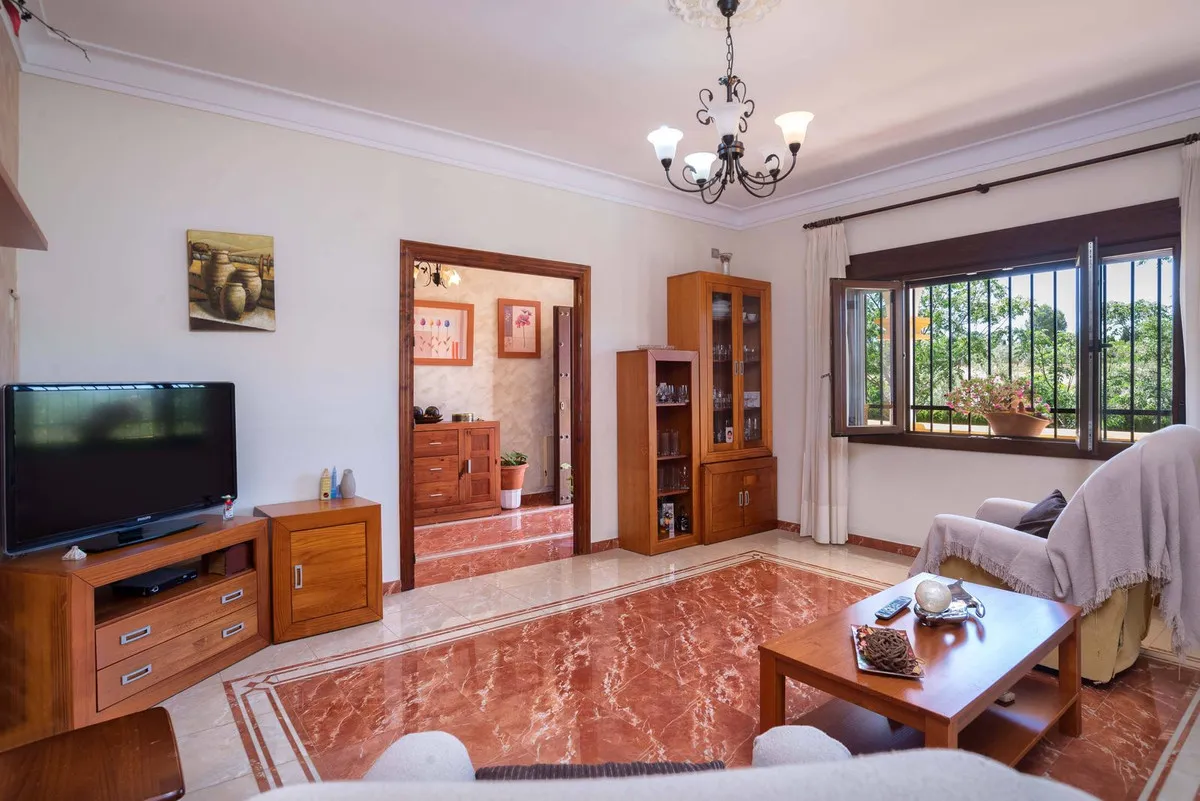 0c3f460e-ef7d-458f-b983-945f987fbead