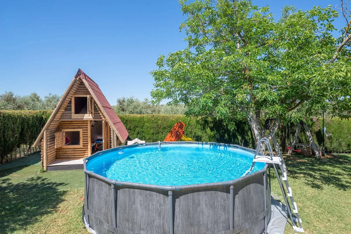 20e8a073-27d4-4769-abd9-9dccb9883614