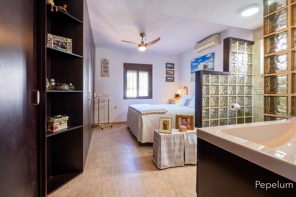 2276599d-4934-4f21-a435-4650d190388a