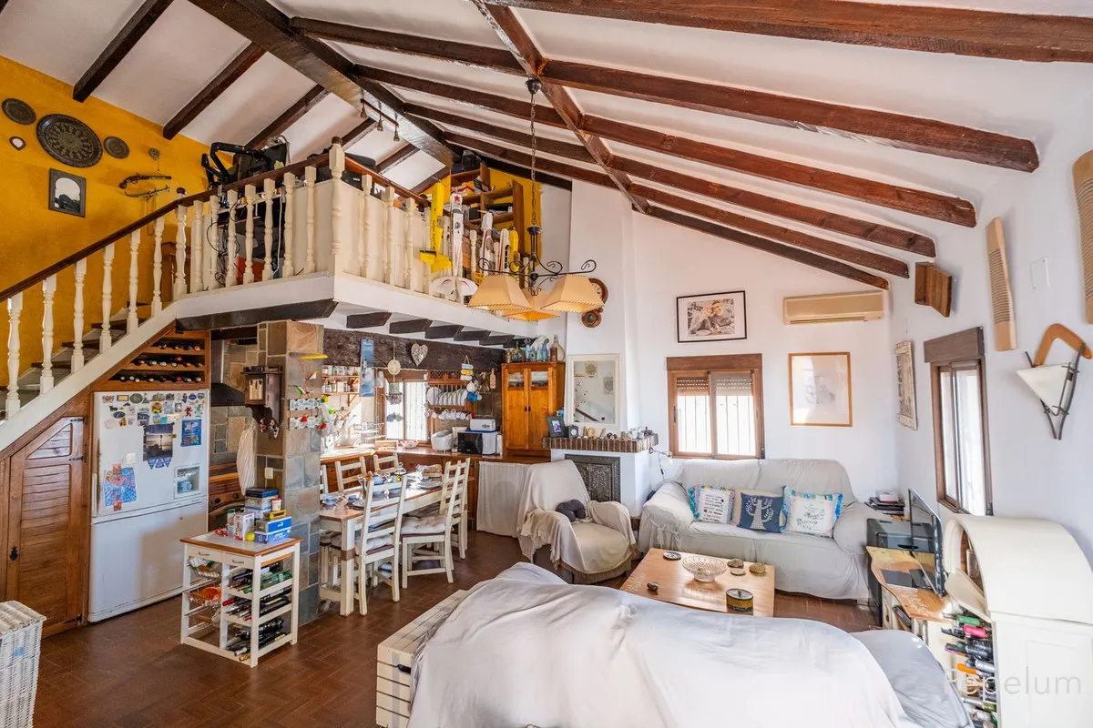 8ea74036-145d-494f-b056-4a4548370039